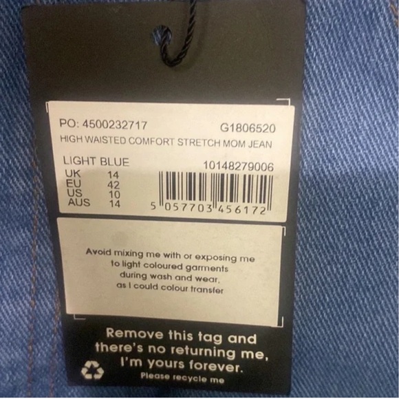 NWT Missguided High Waisted Comfort Stretch Mom Jeans - Size 10 - Picture 5 of 8